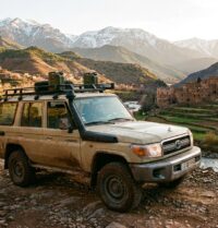 Quelle voiture louer pour explorer la vallée de l&rsquo;Ourika et l&rsquo;Atlas marocain ?